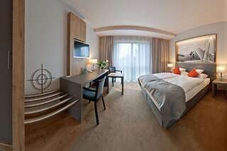 Мини-отель Hotel Forza Познань Двухместный номер Делюкс с 1 кроватью или 2 отдельными кроватями-5