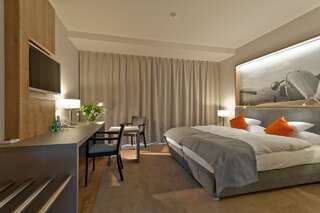 Мини-отель Hotel Forza Познань Двухместный номер Делюкс с 1 кроватью или 2 отдельными кроватями-3